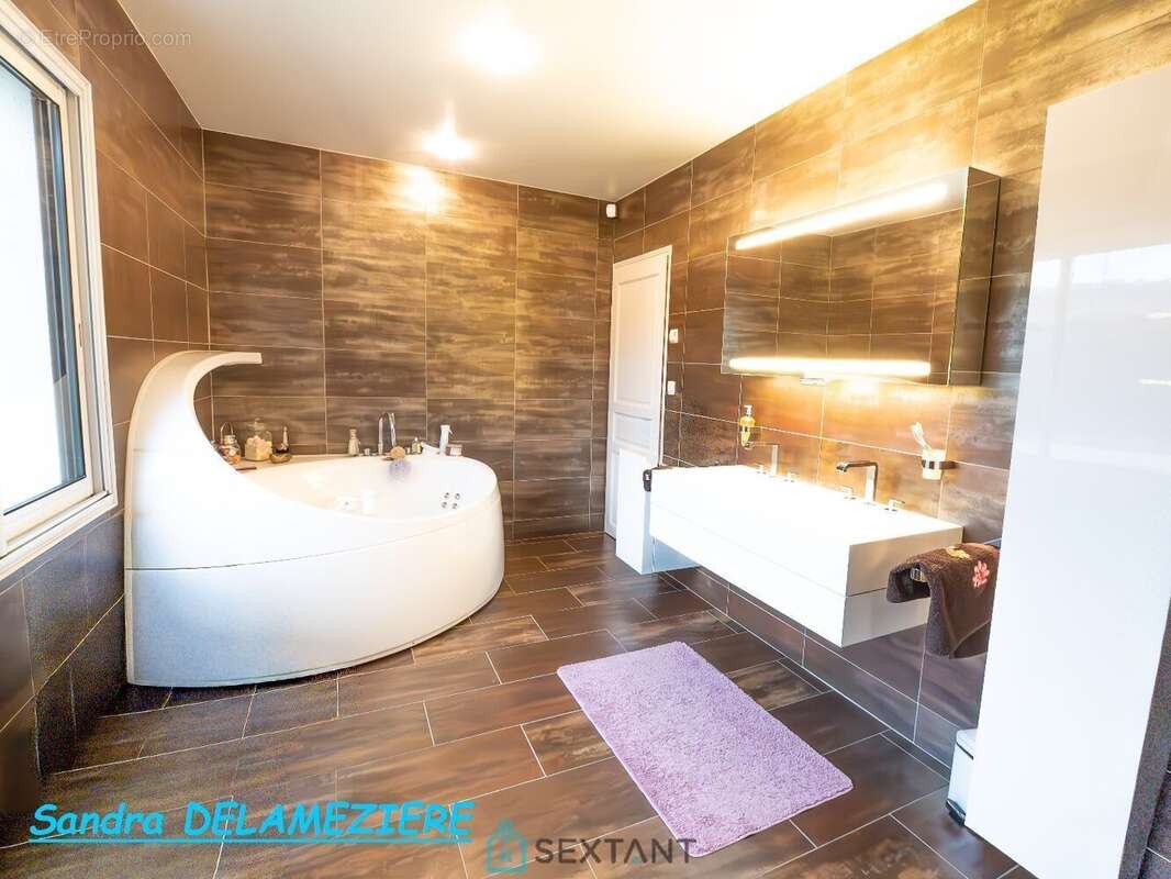 Maison à FLIXECOURT