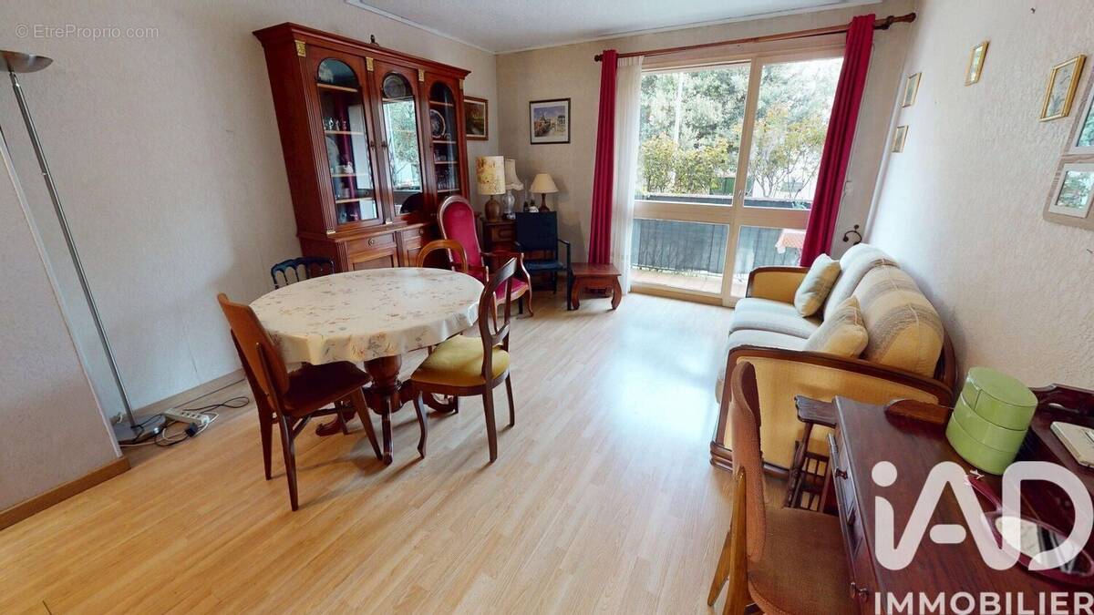 Photo 1 - Appartement à SAINT-FARGEAU-PONTHIERRY