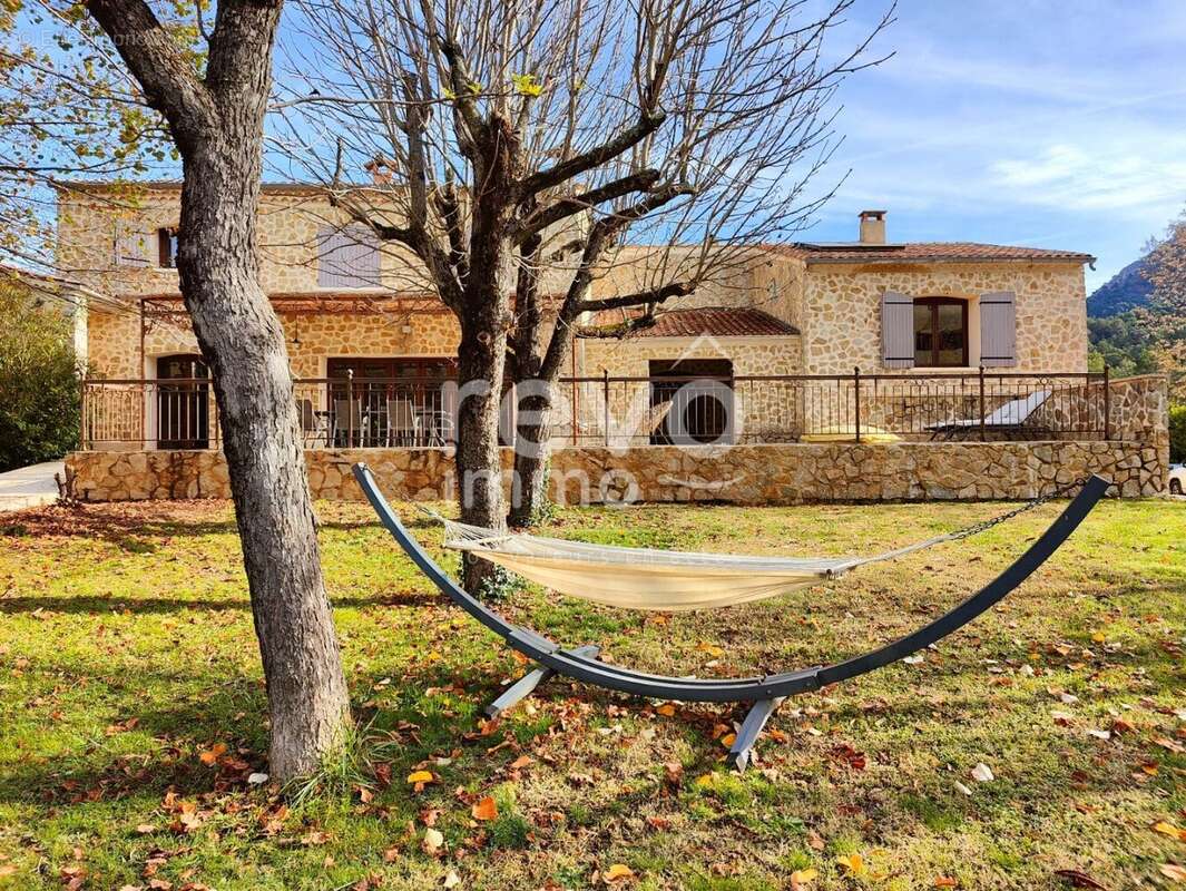 Maison à BUIS-LES-BARONNIES