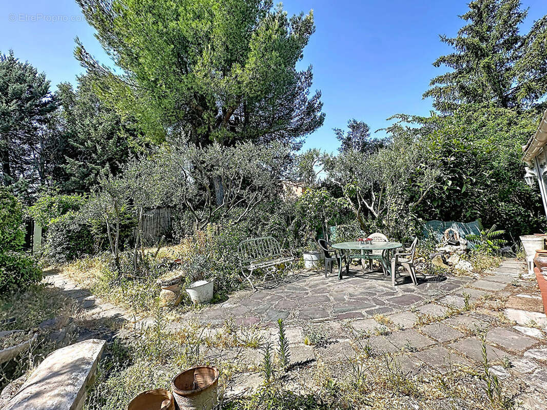 Ensemble immobilier - Maisons - Carpentras - photo 11