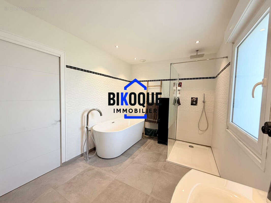 Maison 177 m² à Teteghem  - photo 6