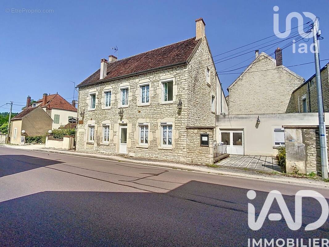Photo 1 - Maison à ARCY-SUR-CURE
