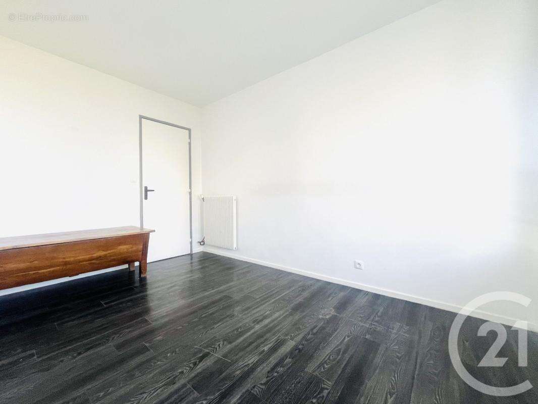 Appartement 107 m² à Limoges  - photo 10