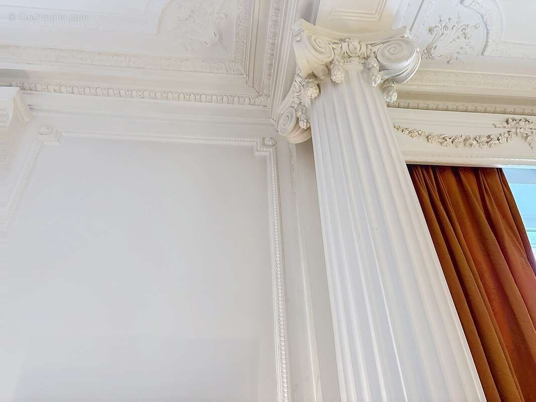 Appartement à vendre 7 pièces, jardin et parkings REIMS (51) - photo 7