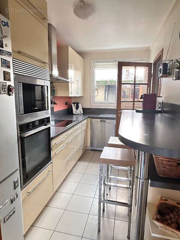 Maison à LES LOGES-EN-JOSAS