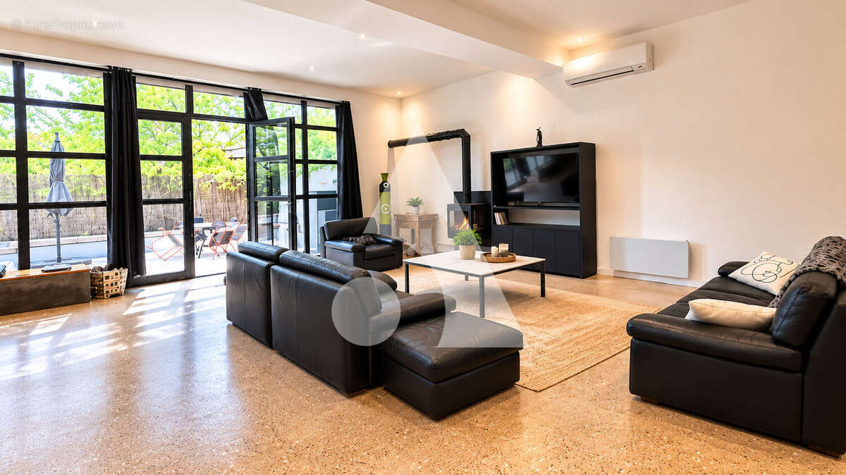 Superbe loft . Limite Caluire / Crépieux - photo 5