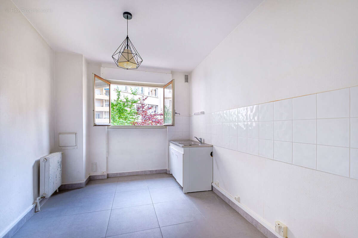 Appartement à LYON-3E