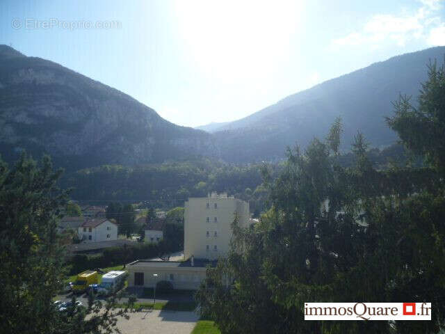 Appartement à SASSENAGE