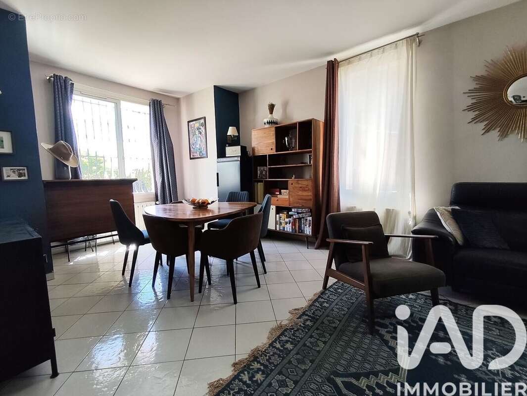 Photo 4 - Appartement à MARSEILLE-12E