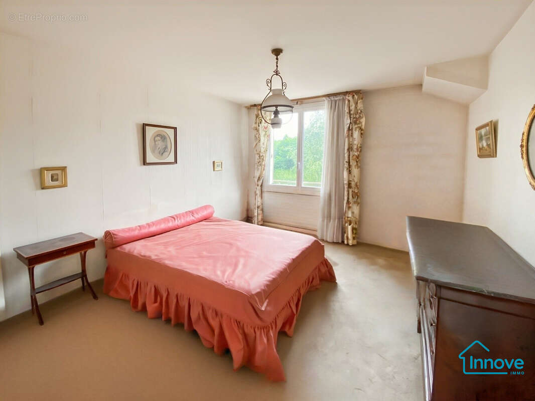 Appartement à LE PLESSIS-ROBINSON