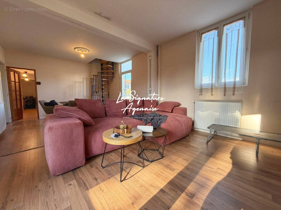 Maison à CASTELCULIER