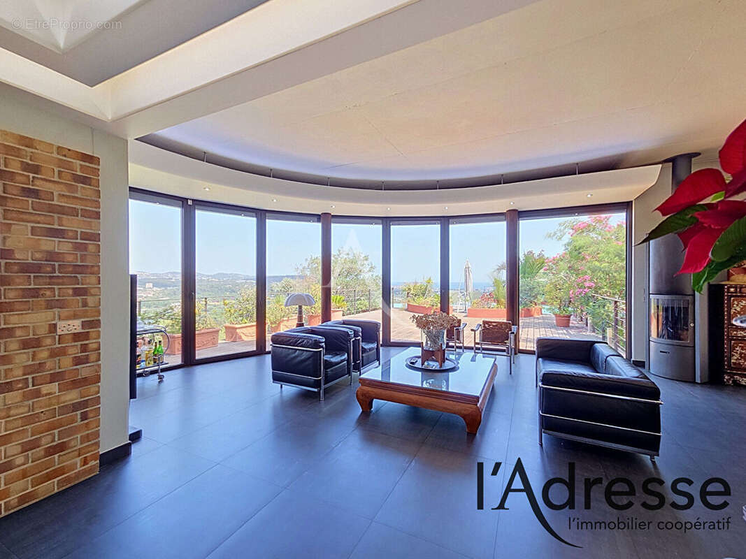 Luxueuse villa d'architecte 300m² vue mer feerique - photo 9