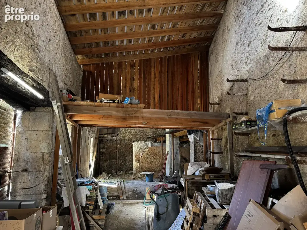 Élégante maison de village du XVIIème siècle - photo 15