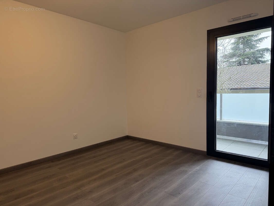 Maison à VETRAZ-MONTHOUX