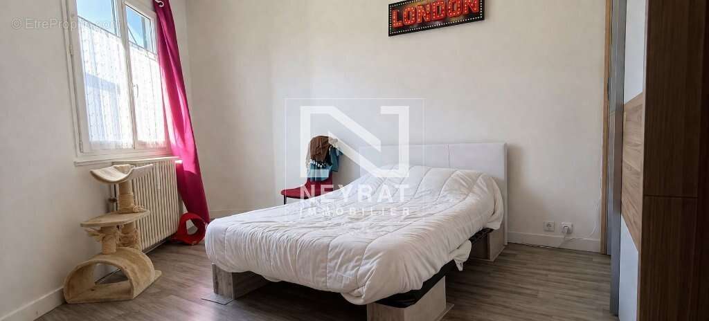 Maison à LE CREUSOT