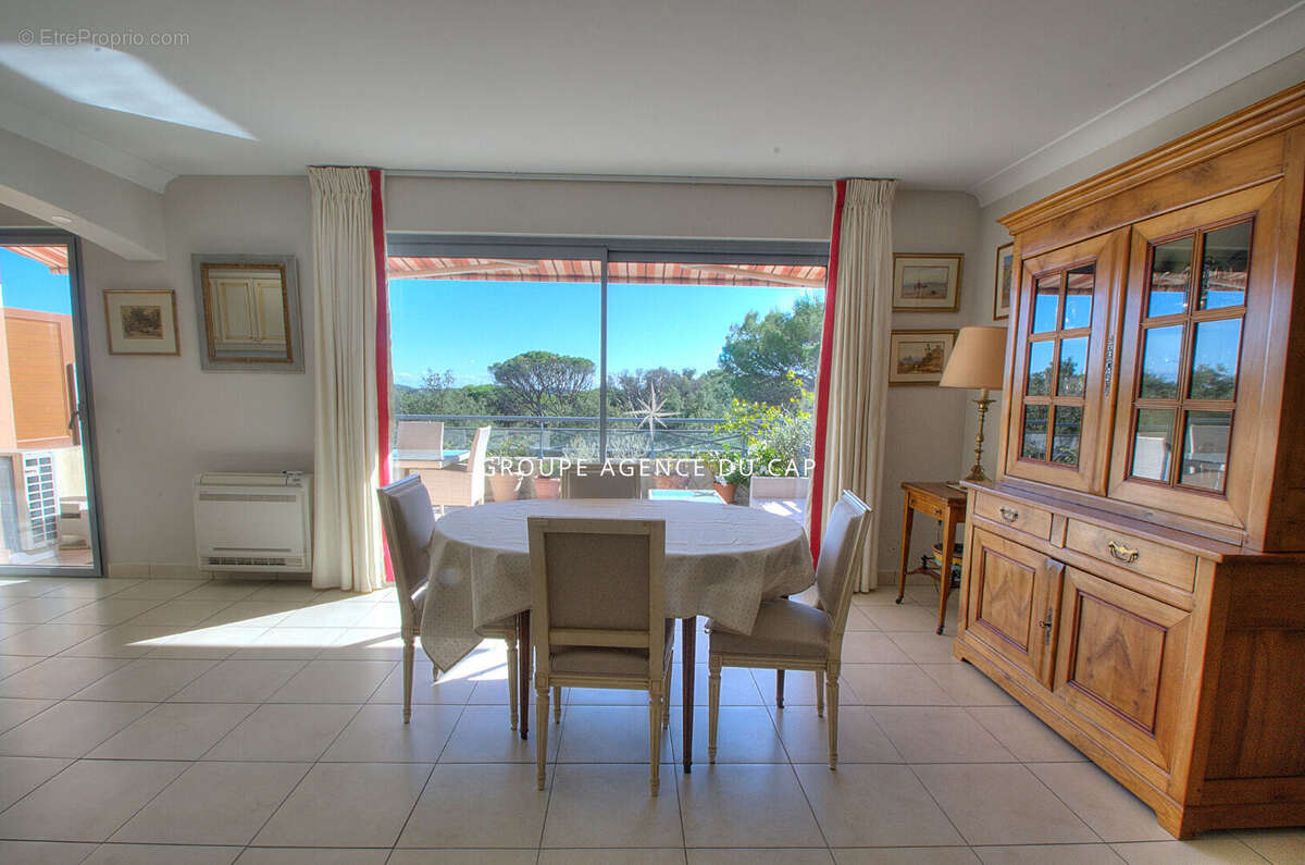 Appartement 4 pieces  109 m2 dernier etage piscine garage saint-raphael - photo 5