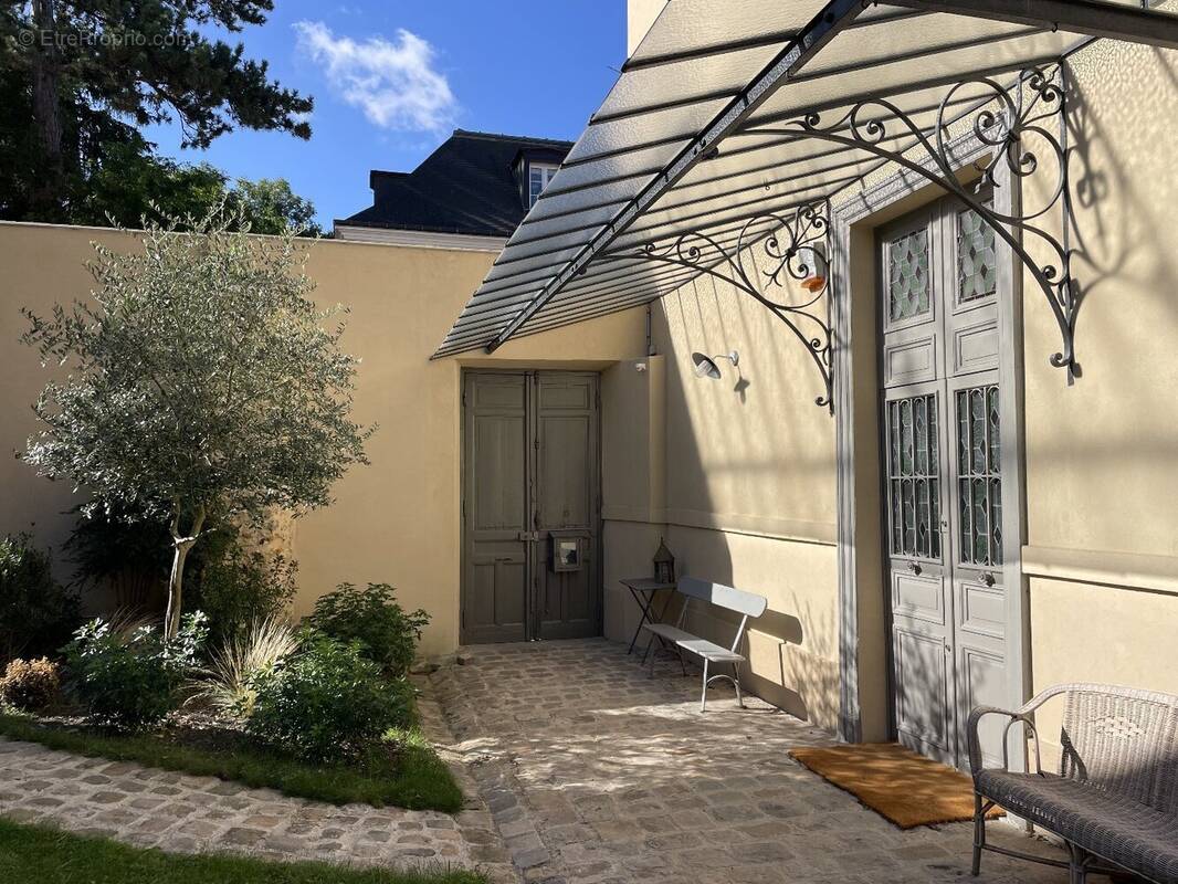 Maison à VERSAILLES