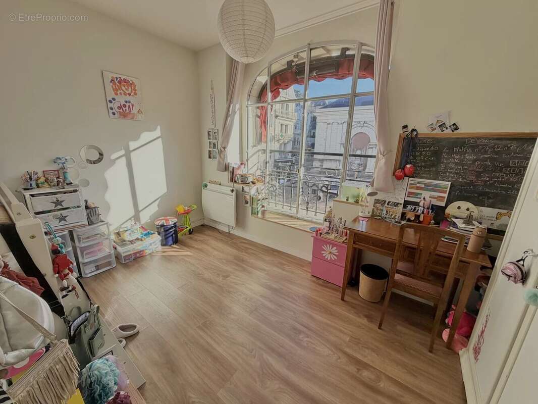 Appartement à AIX-LES-BAINS