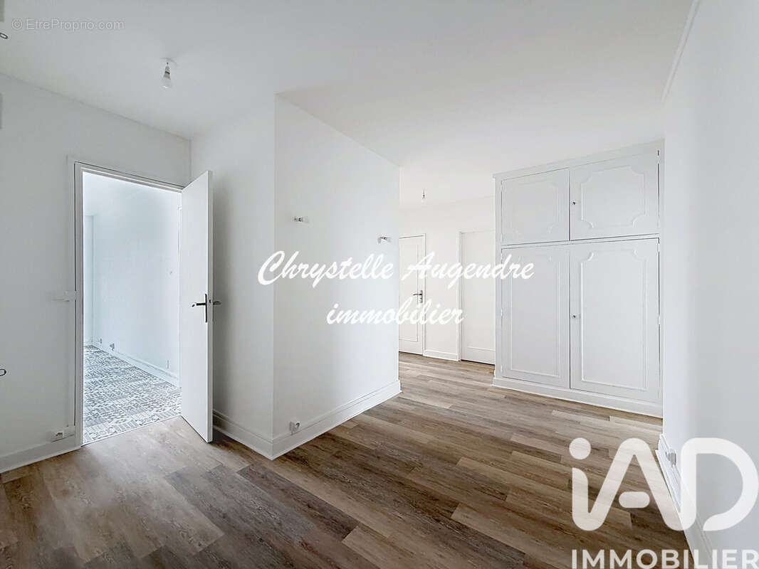 Photo 6 - Appartement à PUTEAUX