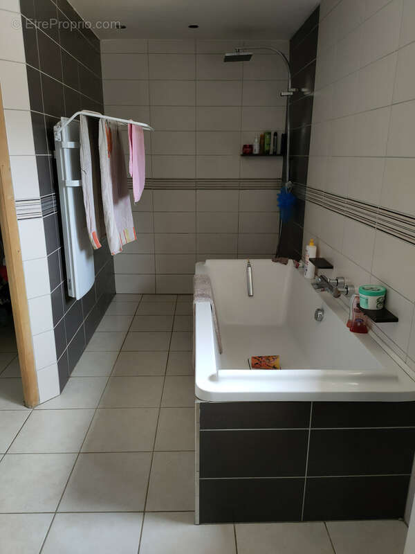 Maison à LA VESPIERE