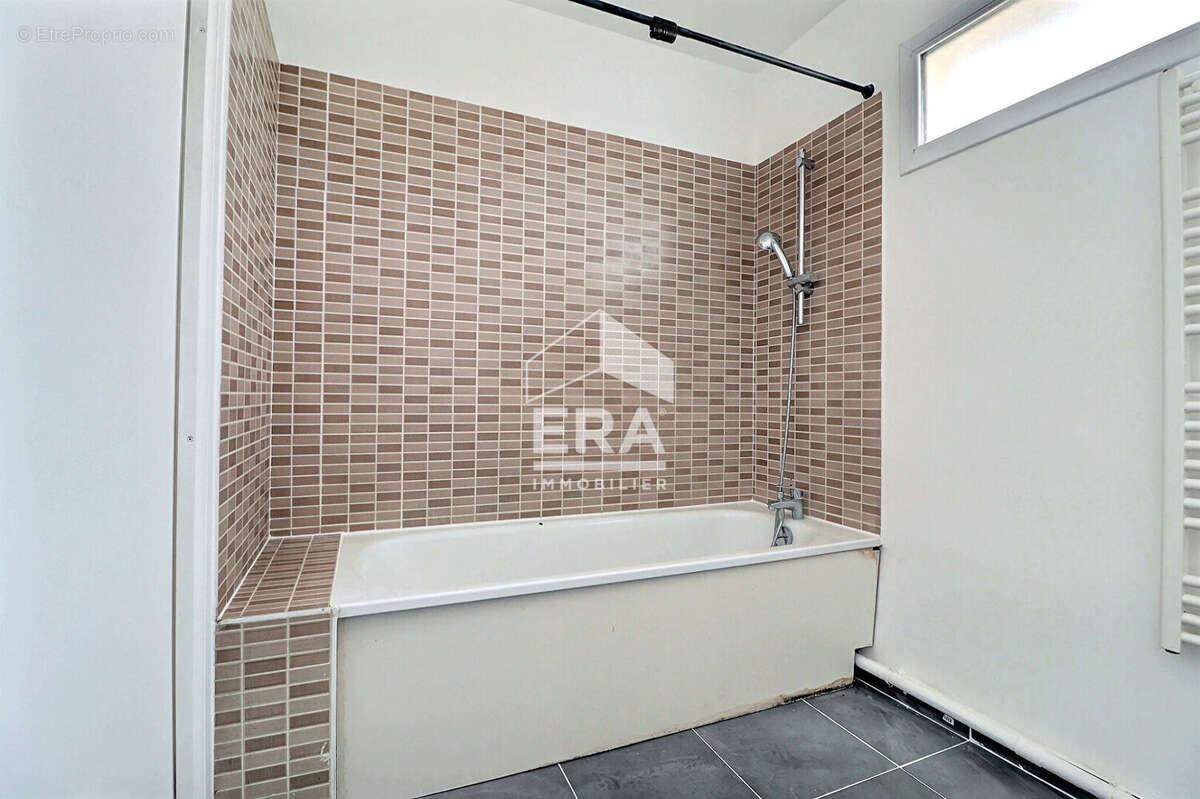 Appartement à SAINT-DENIS