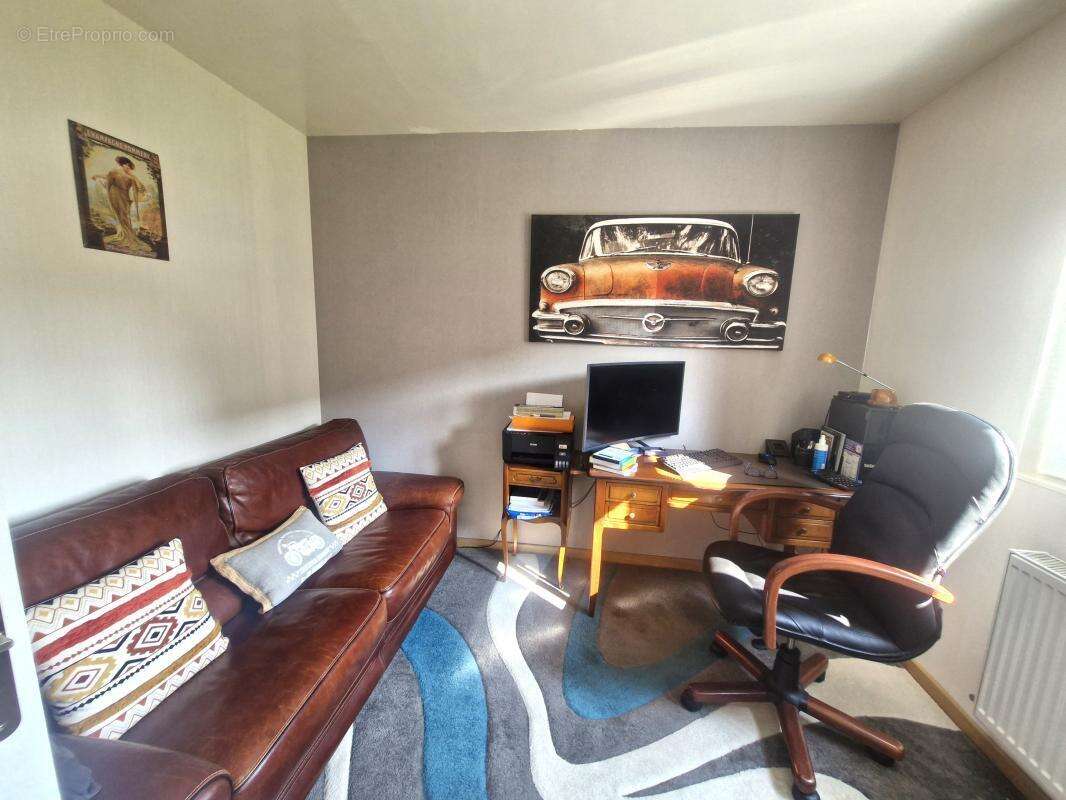 Maison à COLLONGES-AU-MONT-D'OR