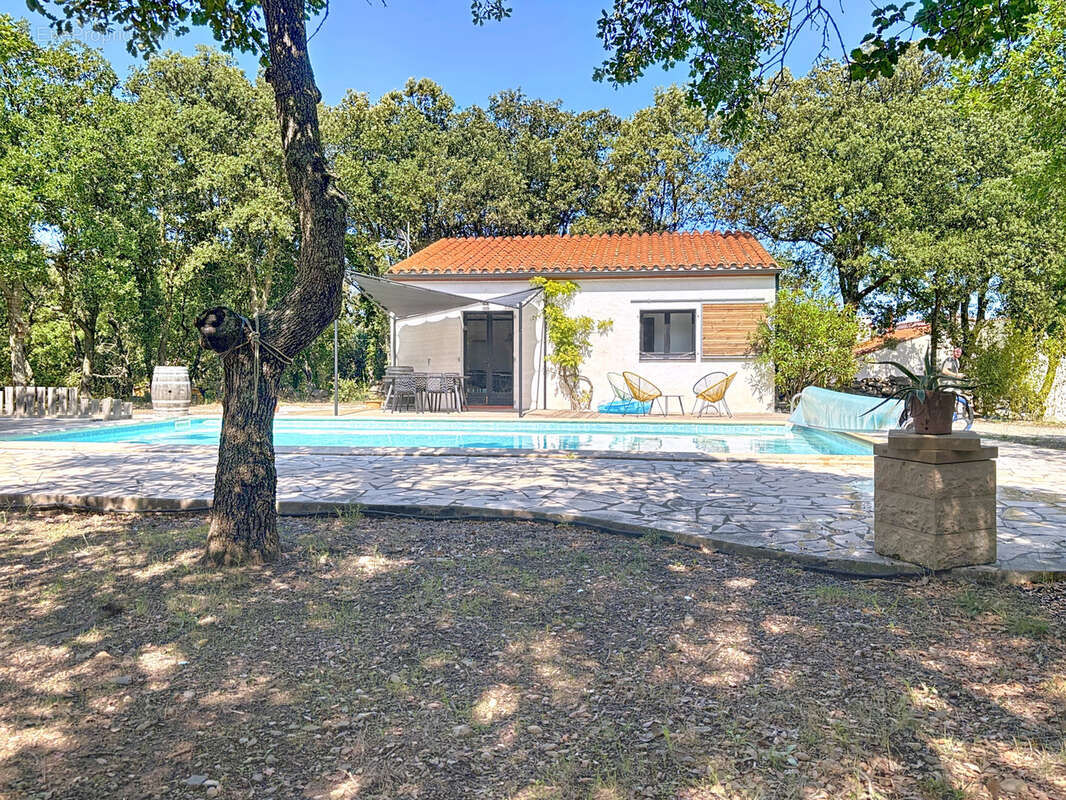 Maison à LAROQUE-DES-ALBERES