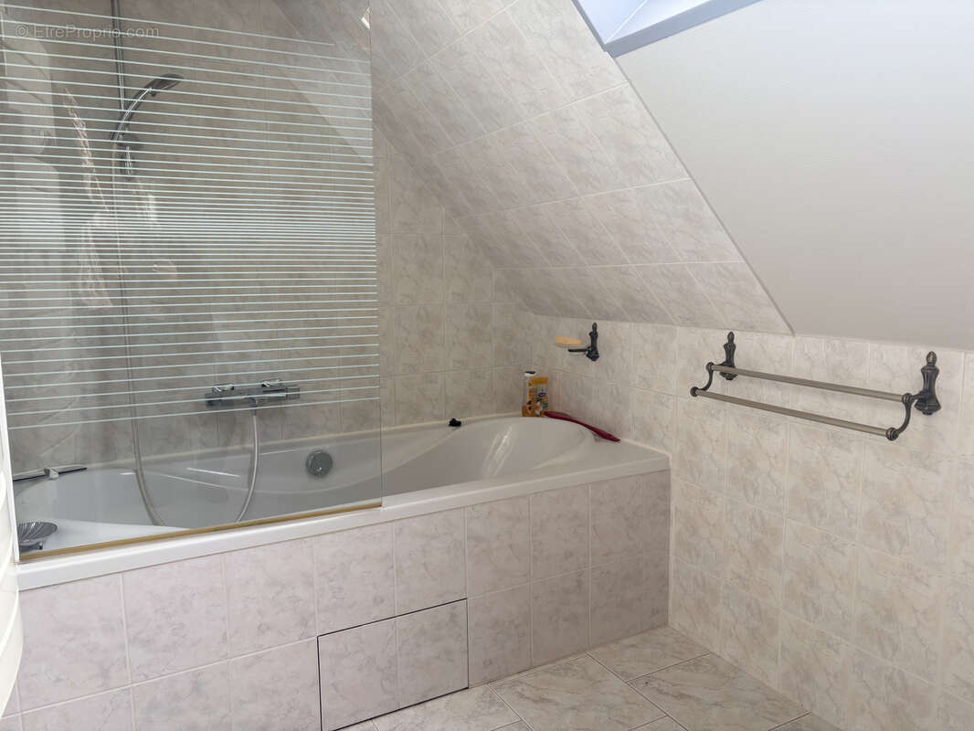 Maison à LE THIEULIN