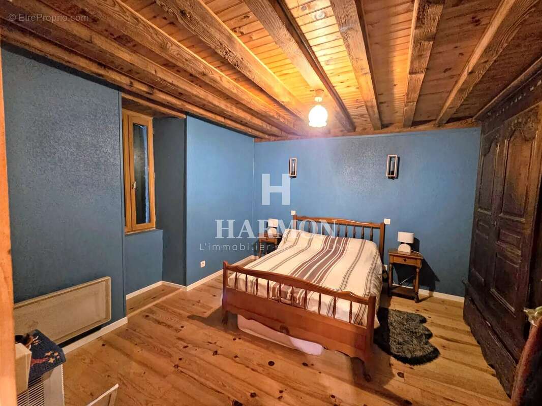 Harmon à vendre : Charmante maison de village à Cette-Eygun, 108 m² - photo 6