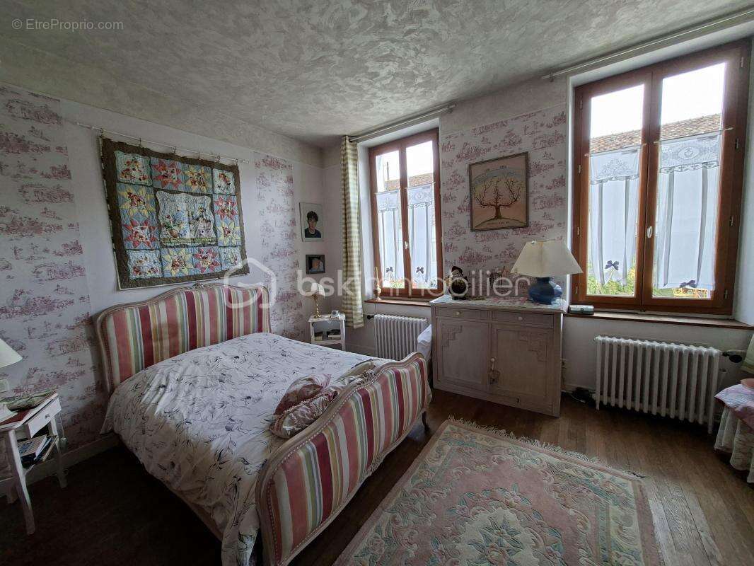 Maison à SAINT-BENOIT-SUR-LOIRE