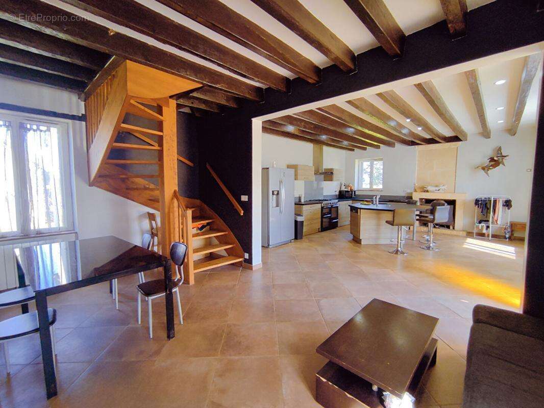 Maison à CHAUMUSSAY