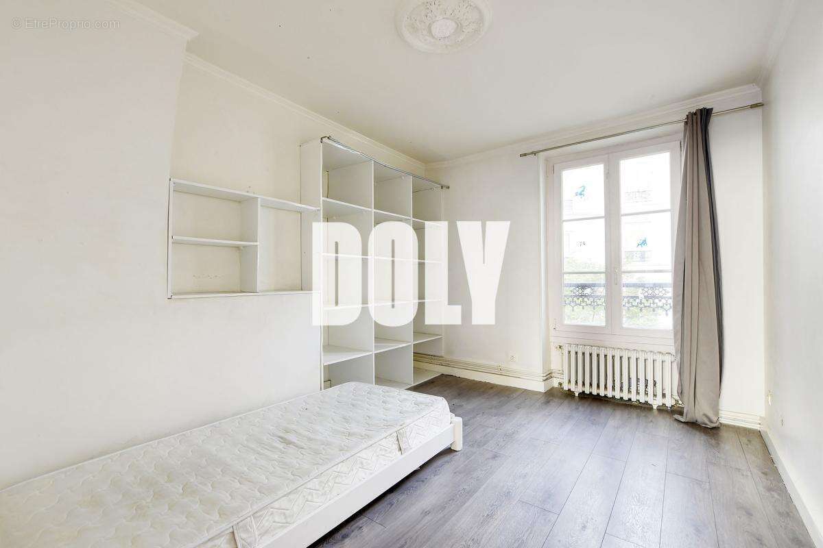 Appartement à PARIS-7E