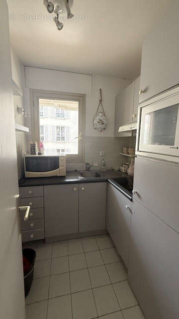 Appartement à LEVALLOIS-PERRET