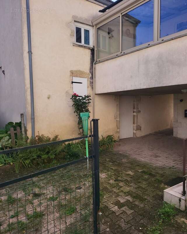 Maison à PULIGNY-MONTRACHET