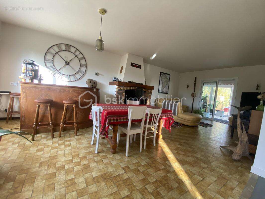 Maison à CAMOEL