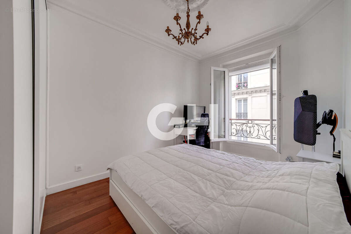 Appartement à PARIS-12E