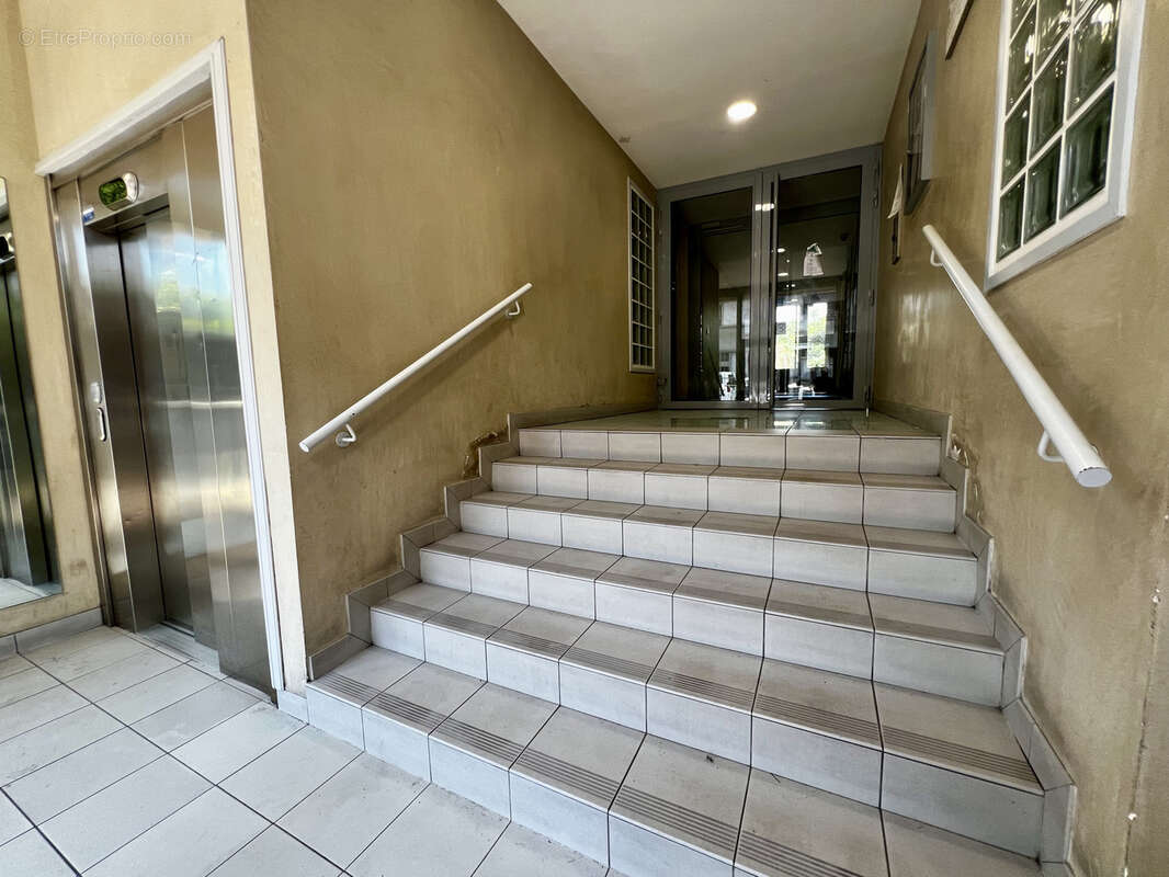 Appartement à LE BOURGET