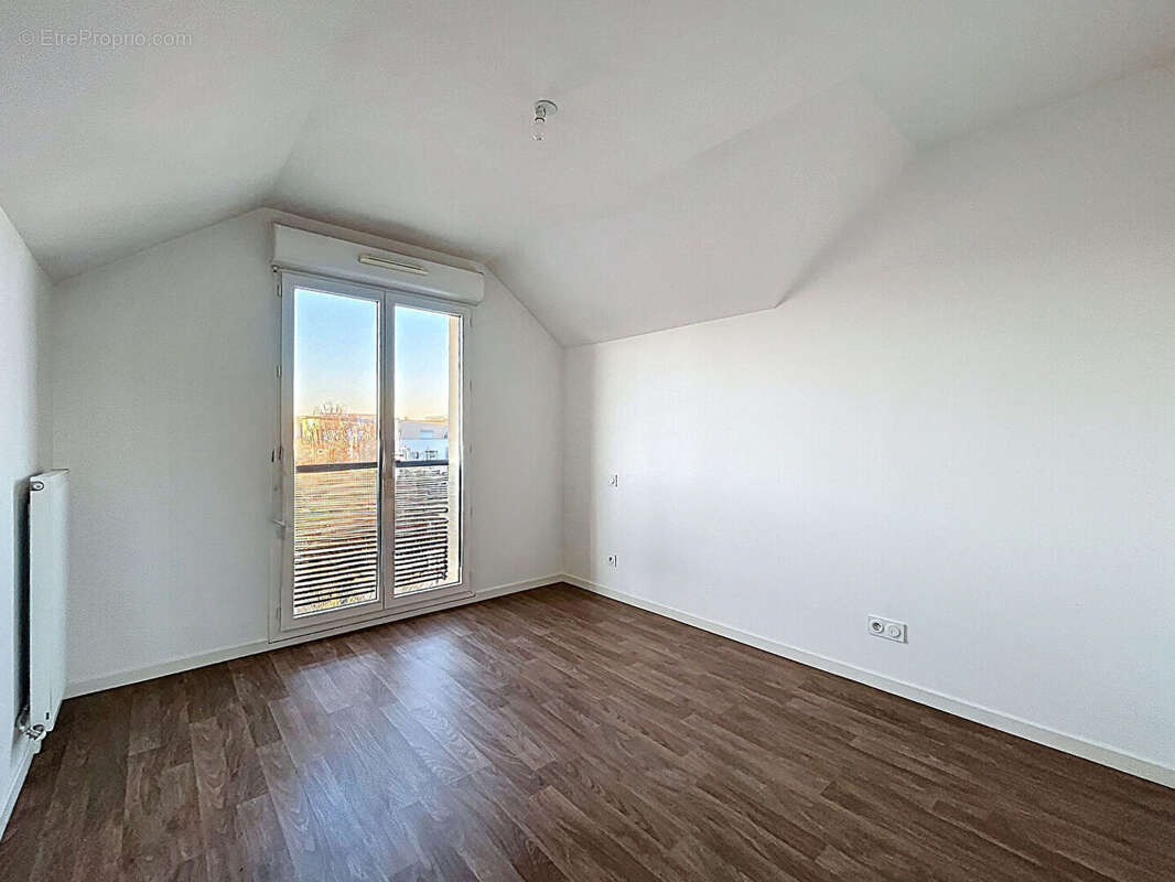 Appartement à MENNECY