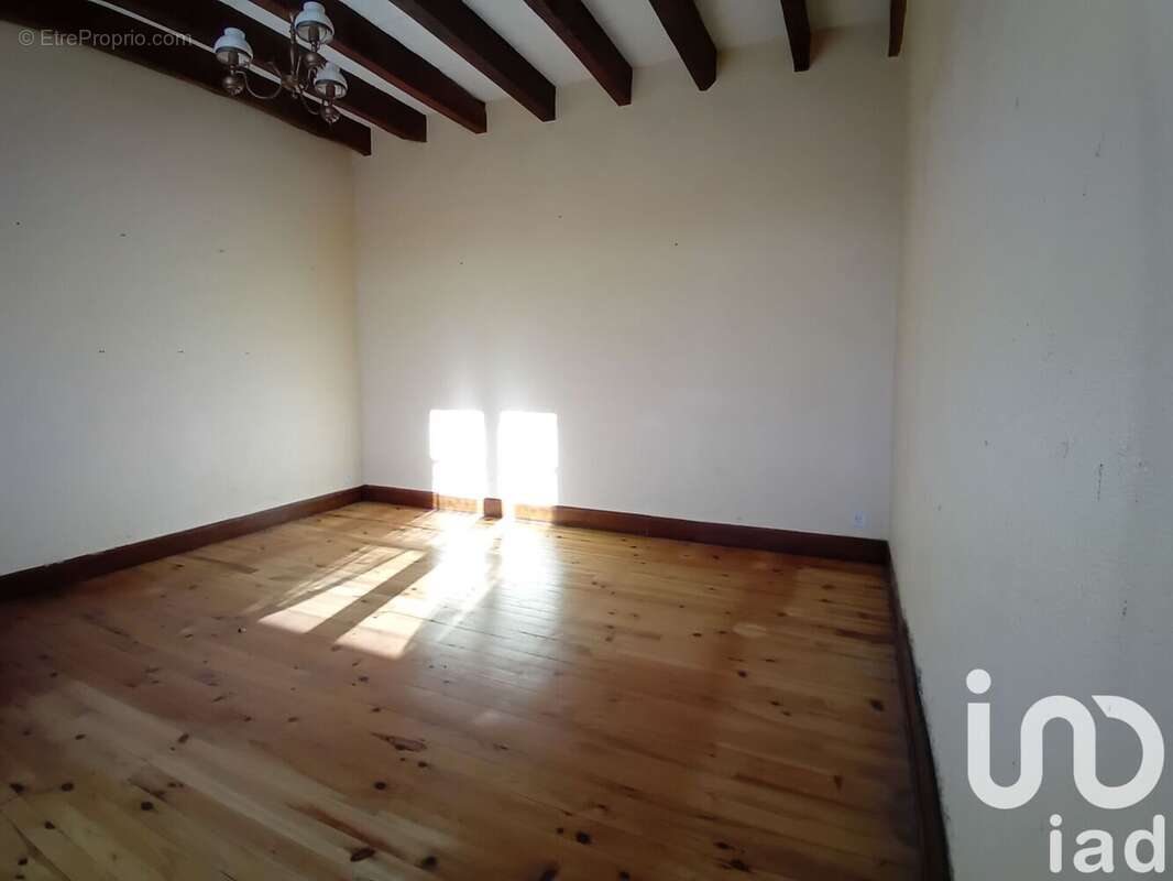 Photo 8 - Maison à LADINHAC