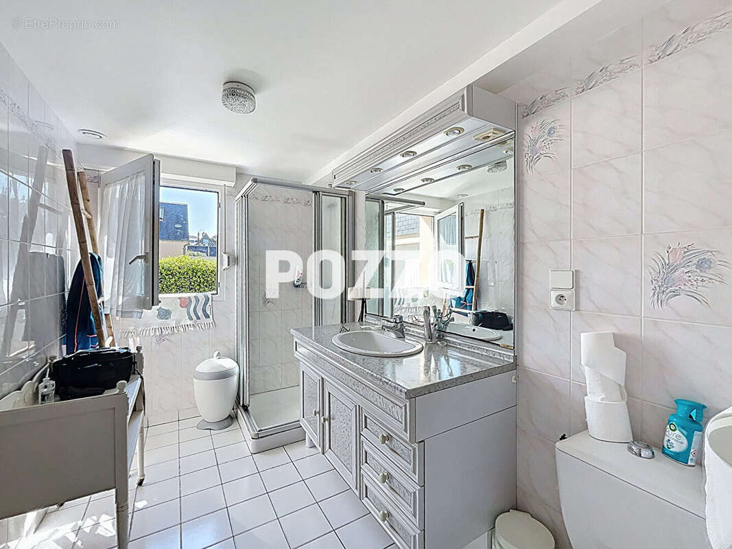 Appartement à SAINT-PAIR-SUR-MER