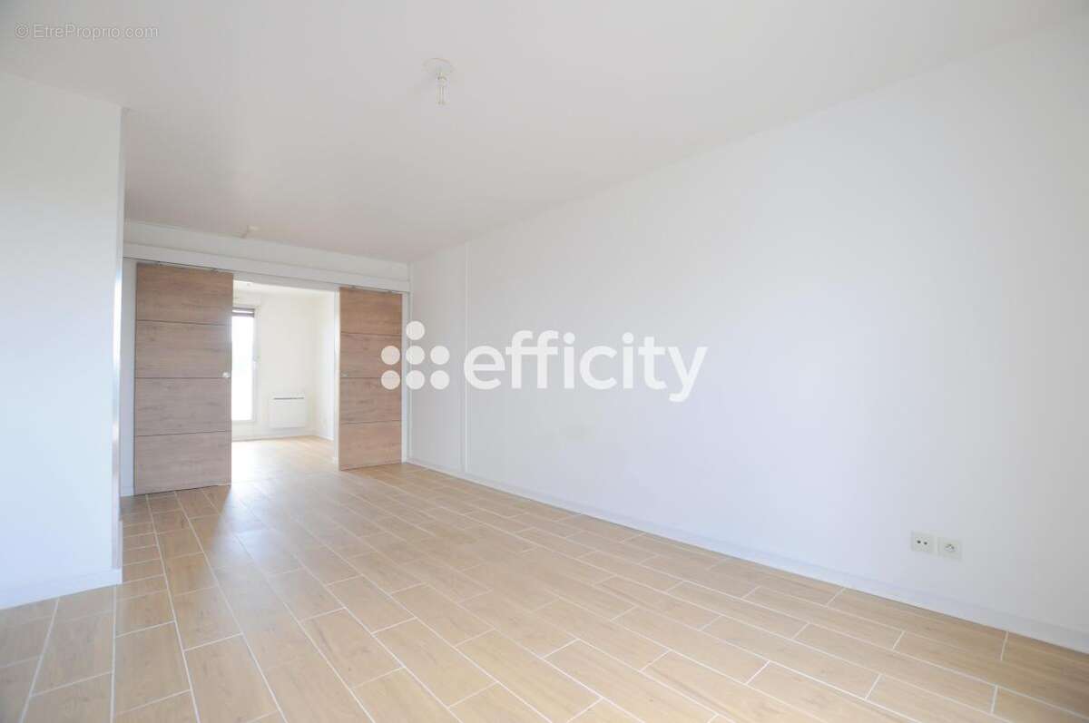 Appartement à VENISSIEUX