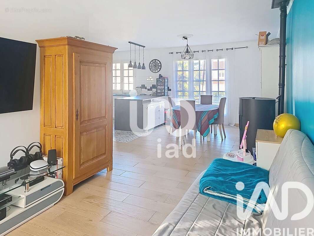 Photo 8 - Maison à GRETZ-ARMAINVILLIERS