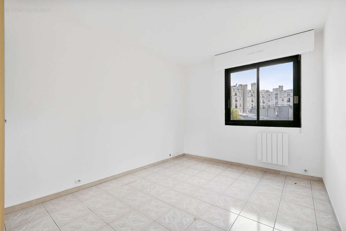 Appartement à PARIS-19E