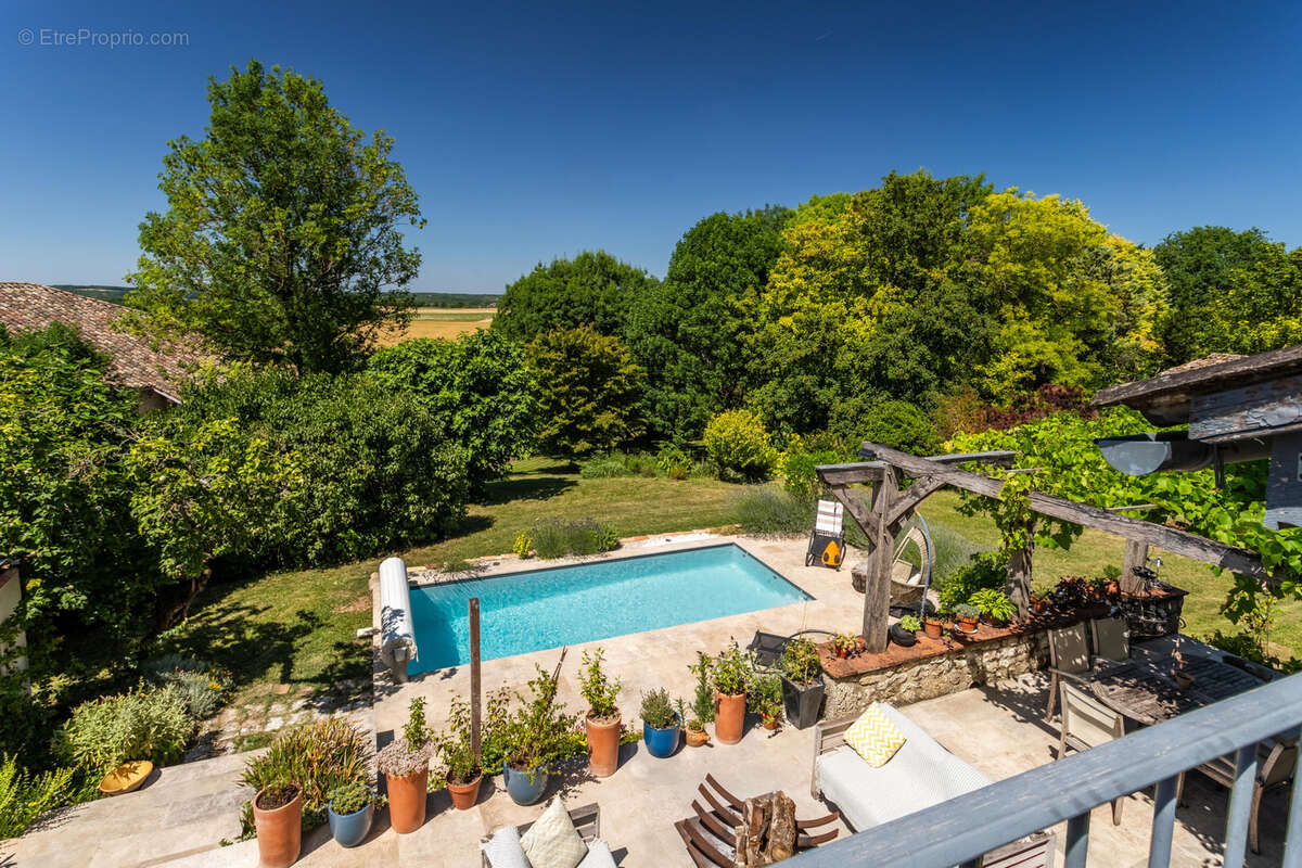 Propriété de campagne avec piscine et dépendances - photo 13