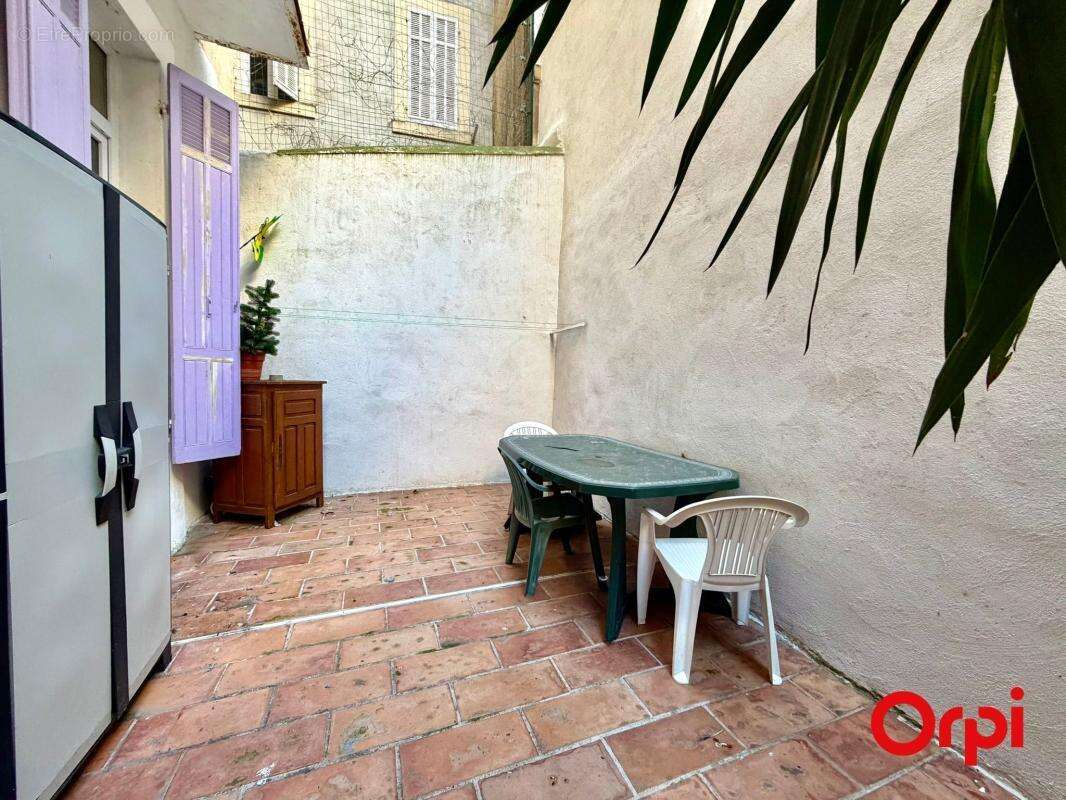 Appartement à MARSEILLE-3E