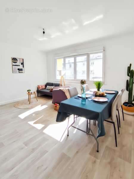 Appartement à ARBOUANS
