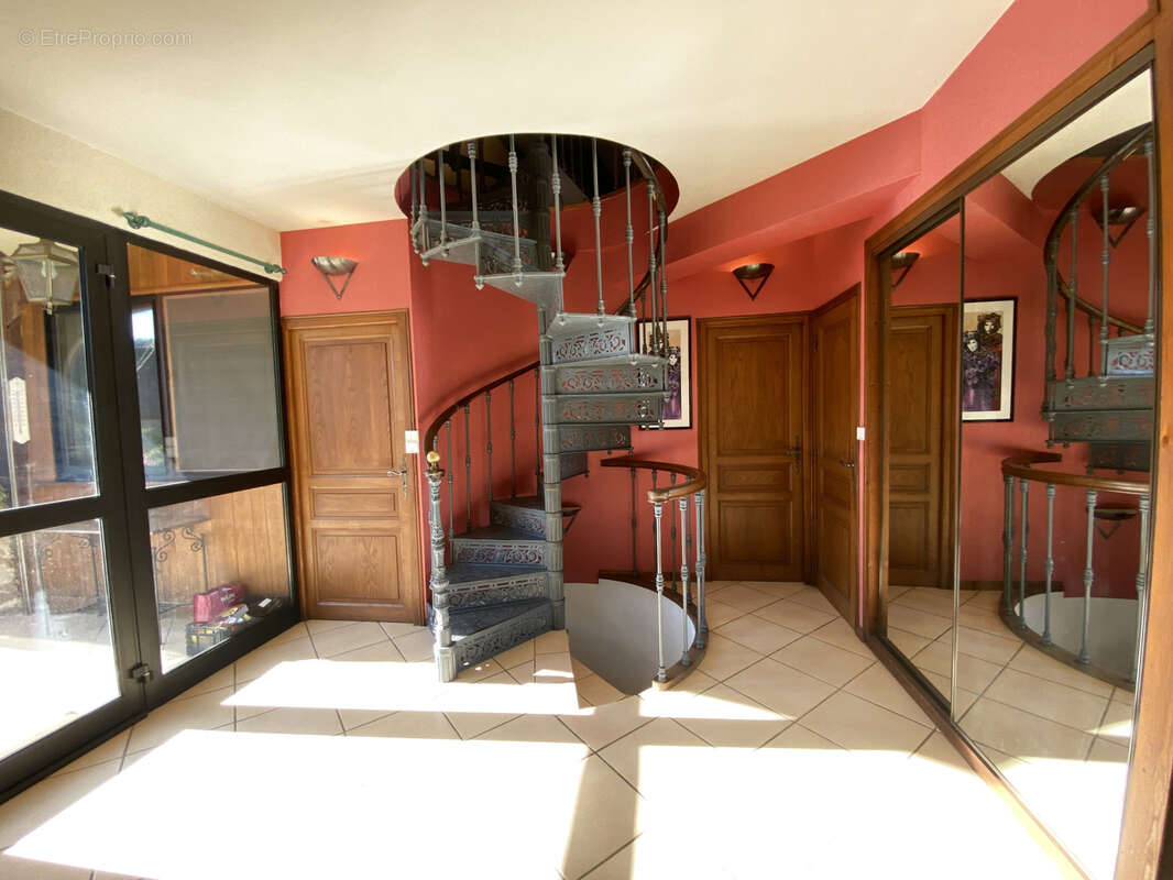 Maison à LAVAL-DE-CERE