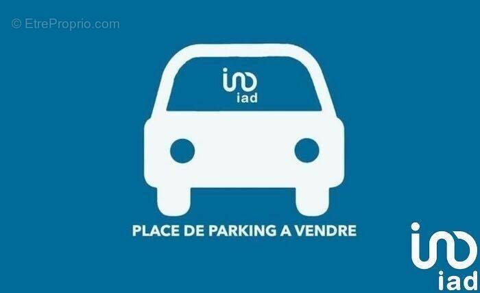 Photo 1 - Parking à SAINT-GERMAIN-SUR-MORIN