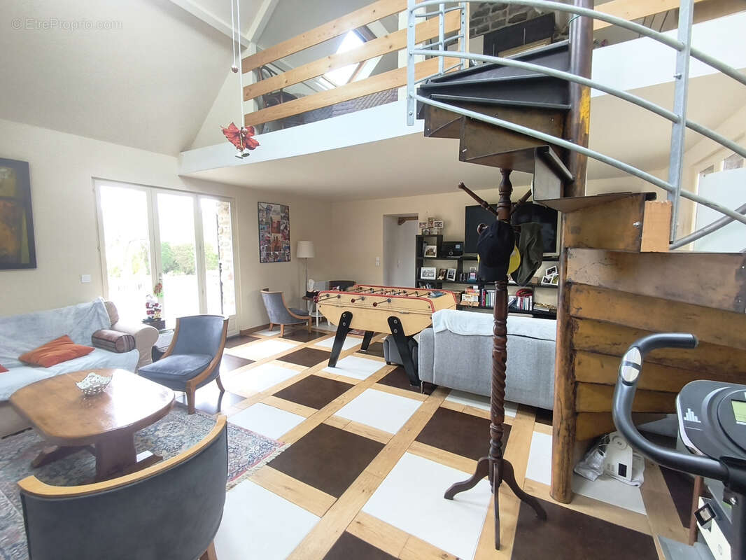 Maison à SAINTE-CECILE