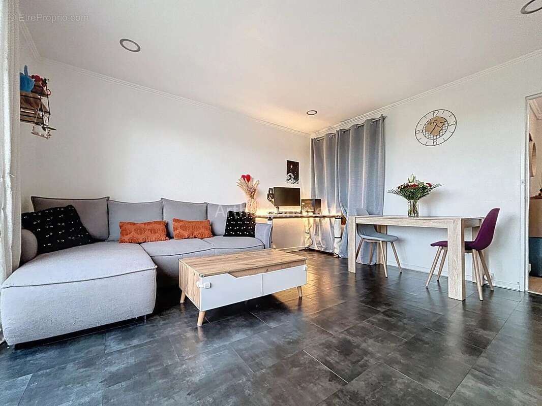 Appartement à LIMEIL-BREVANNES